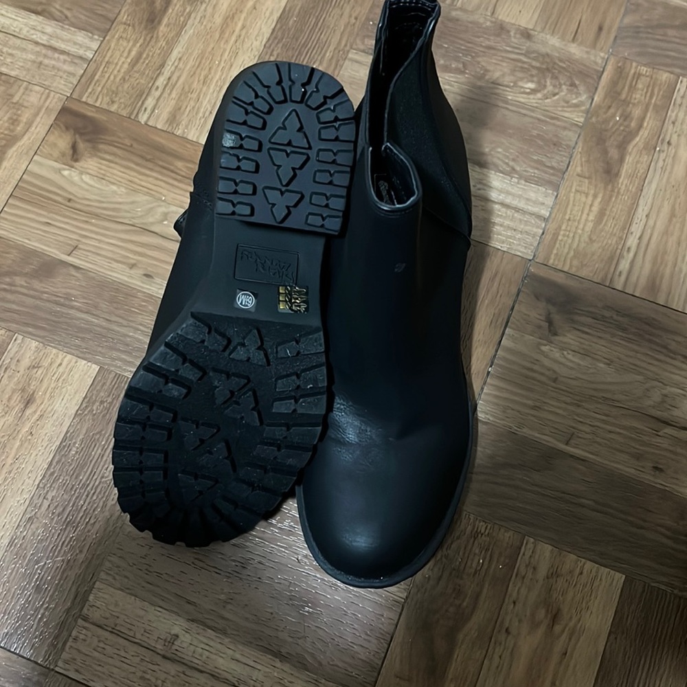 Never wear